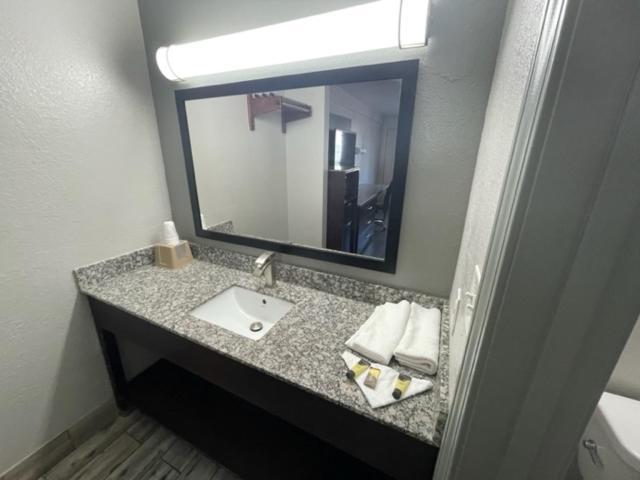 Western Inn Marietta Smyrna Kültér fotó